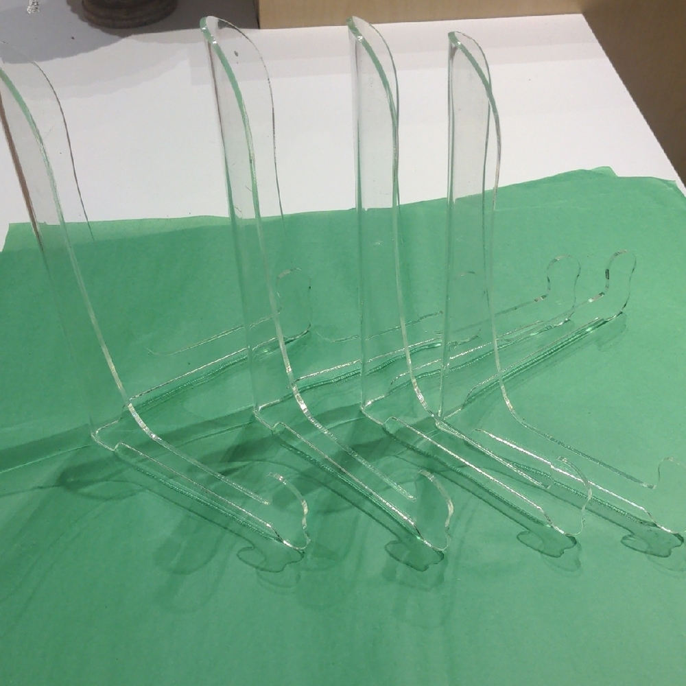 4 Clear Acrylic Display Stands